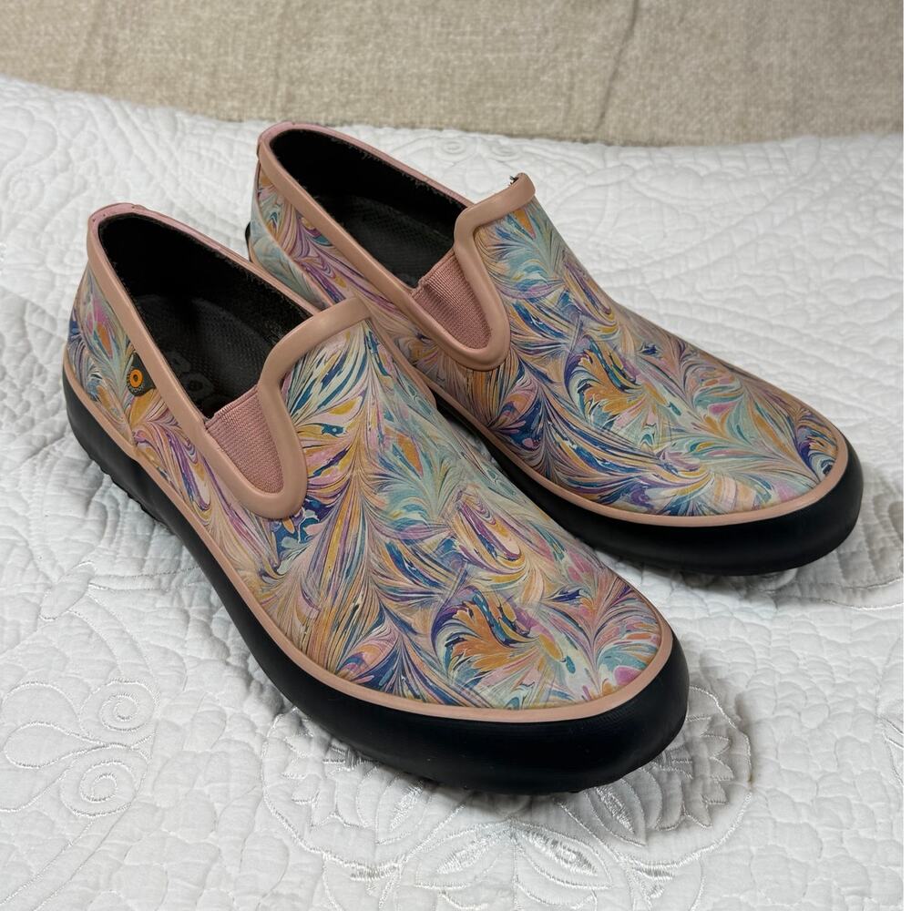Bogs Women's 9 Peach Bloom Marbleized Look Rubber Waterproof Garden Clog Shoes